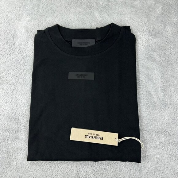 Essentials Fog Fear of God Men's Size XS NWT Oversized Black 100% Cotton T-Shirt - Picture 1 of 16